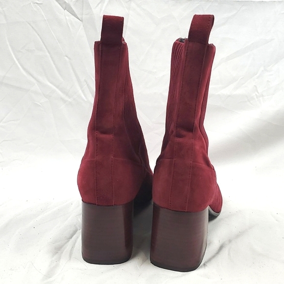 Napoleoni Red Suede Ankle Boot With Chunky Heel - Picture 5 of 11